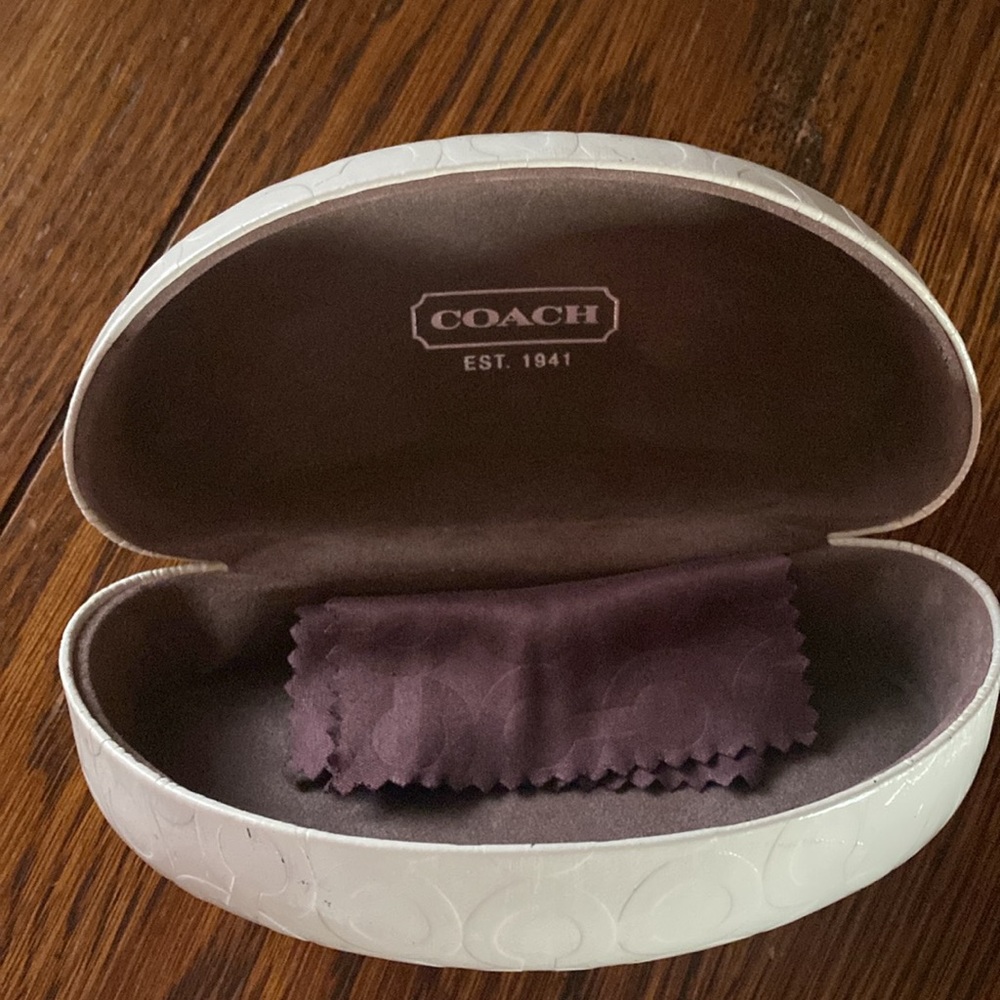 Coach sunglasses - Picture 7 of 11